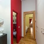 Spanish Steps Exclusive In *