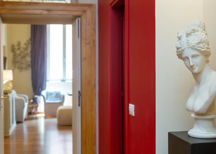 Daire Spanish Steps Exclusive In *